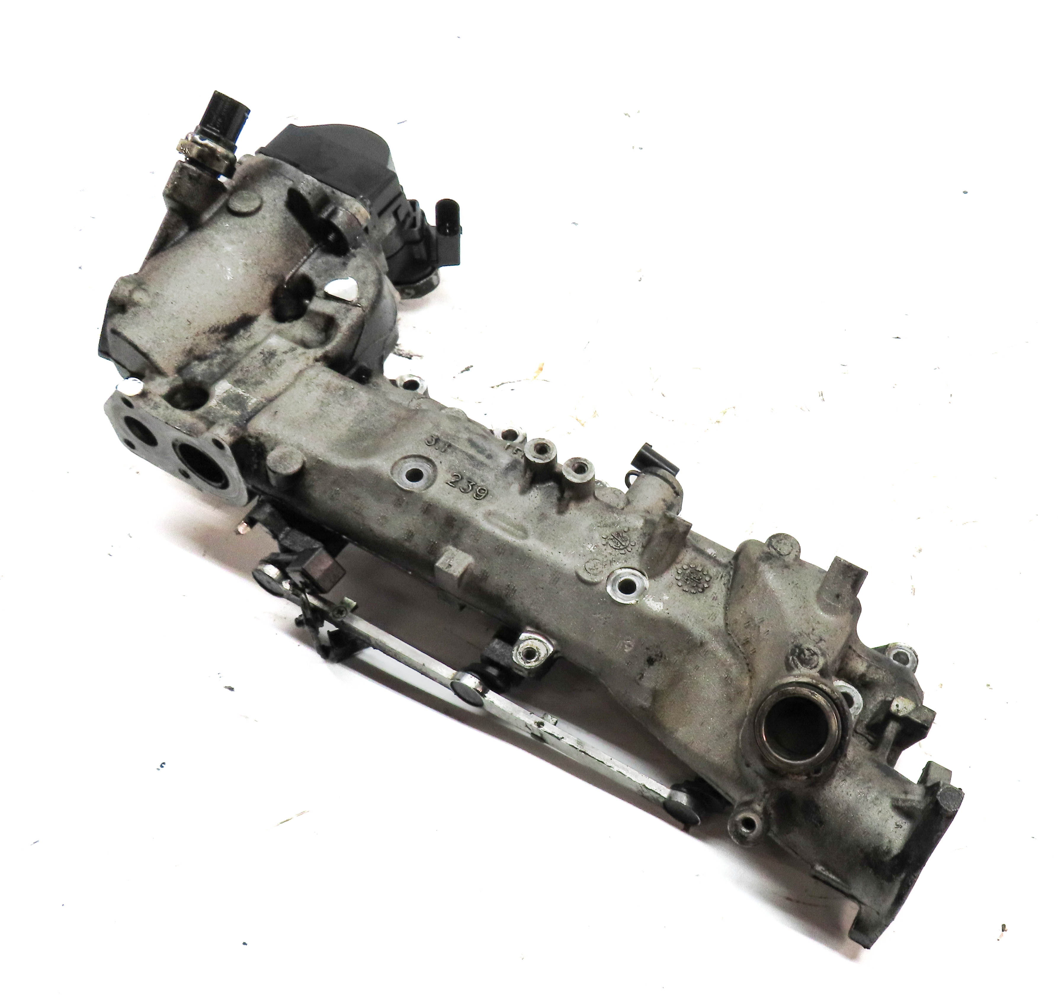 07-09 MB E320 GL320 ML320 R320 (X164 W164 W251) 3.0L OM642 DIESEL LEFT MANIFOLD — exact item pictured